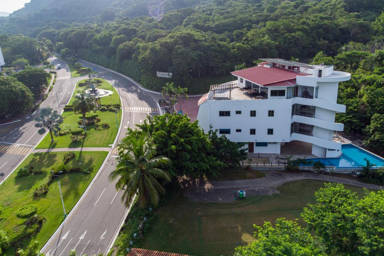 La Loma Suites Ixtapa  Exterior photo