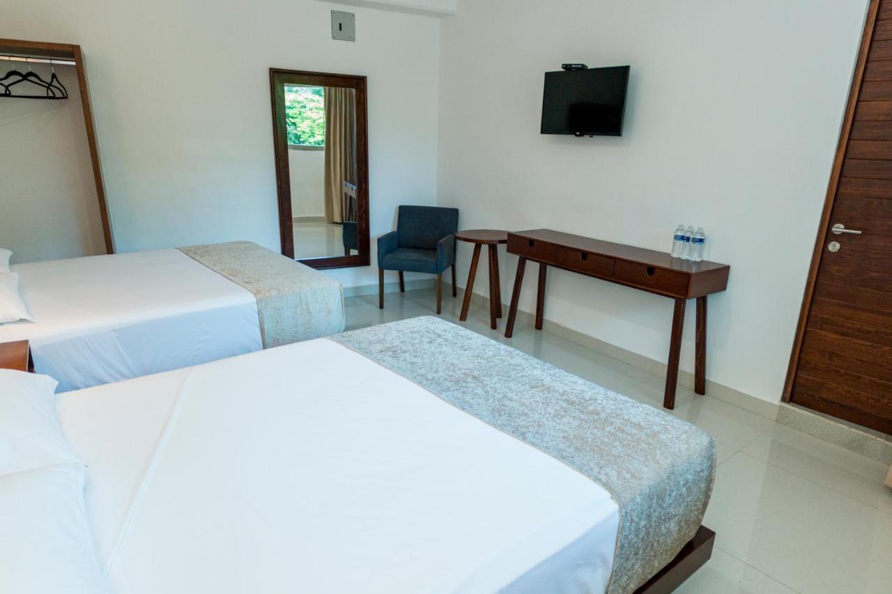 La Loma Suites Ixtapa  Exterior photo